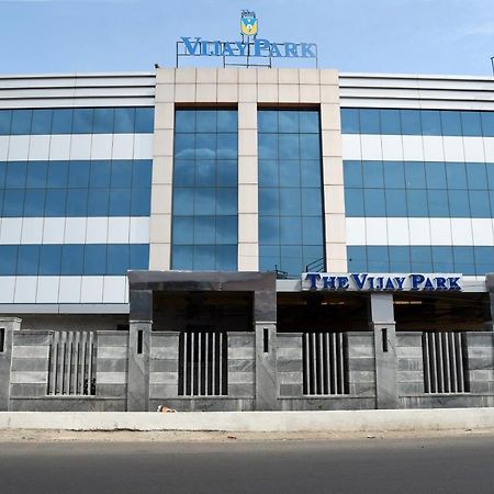 Hotel The Vijay Park - Airport Chennai Exterior foto