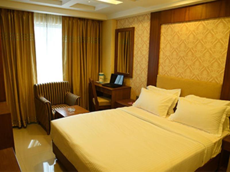 Hotel The Vijay Park - Airport Chennai Exterior foto