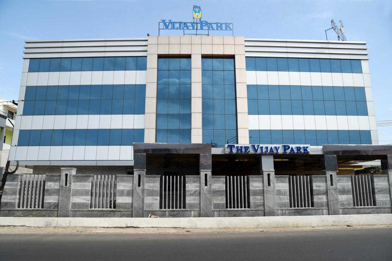 Hotel The Vijay Park - Airport Chennai Exterior foto